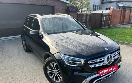 Mercedes-Benz GLC, 2022 год, 6 000 000 рублей, 3 фотография