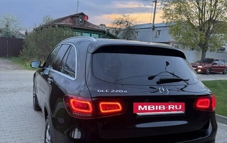 Mercedes-Benz GLC, 2022 год, 6 000 000 рублей, 17 фотография