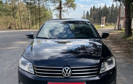 Volkswagen Passat B7, 2014 год, 1 800 000 рублей, 1 фотография