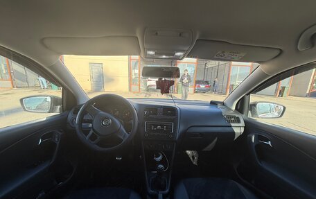 Volkswagen Polo VI (EU Market), 2016 год, 1 100 000 рублей, 2 фотография