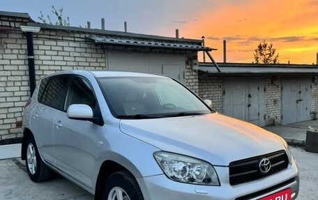 Toyota RAV4, 2007 год, 1 275 000 рублей, 2 фотография