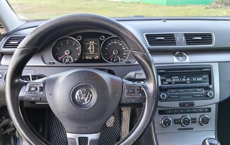 Volkswagen Passat B7, 2011 год, 860 000 рублей, 14 фотография