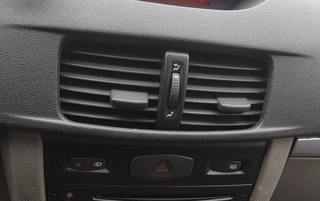 Renault Symbol, 2008 год, 330 000 рублей, 20 фотография