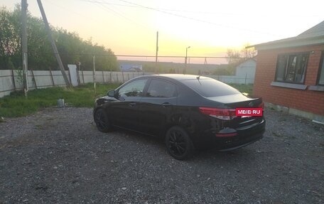 KIA Rio III рестайлинг, 2015 год, 720 000 рублей, 3 фотография