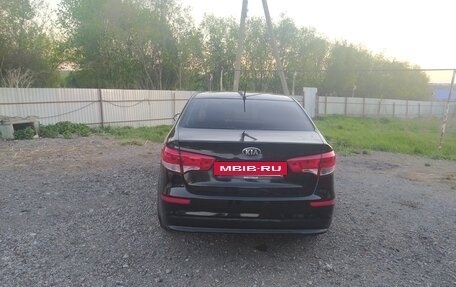 KIA Rio III рестайлинг, 2015 год, 720 000 рублей, 25 фотография