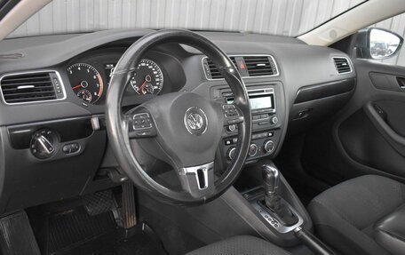 Volkswagen Jetta VI, 2012 год, 959 999 рублей, 14 фотография