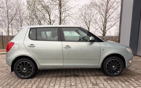 Skoda Fabia II, 2013 год, 460 000 рублей, 3 фотография