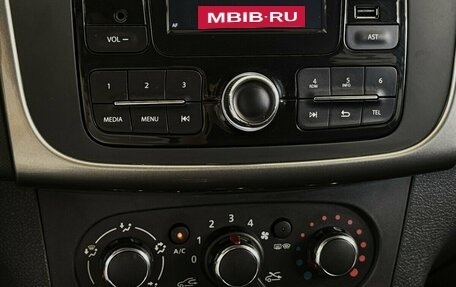 Renault Sandero II рестайлинг, 2018 год, 1 100 000 рублей, 7 фотография