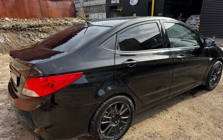 Hyundai Solaris II рестайлинг, 2012 год, 775 000 рублей, 5 фотография