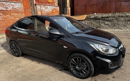 Hyundai Solaris II рестайлинг, 2012 год, 775 000 рублей, 6 фотография