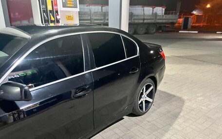 BMW 5 серия, 2004 год, 850 000 рублей, 6 фотография