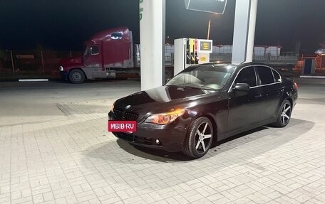BMW 5 серия, 2004 год, 850 000 рублей, 5 фотография