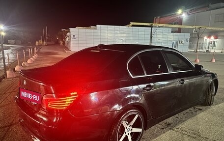 BMW 5 серия, 2004 год, 850 000 рублей, 3 фотография