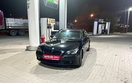 BMW 5 серия, 2004 год, 850 000 рублей, 2 фотография