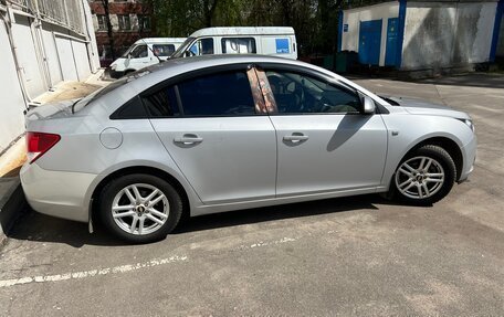 Chevrolet Cruze II, 2009 год, 1 000 050 рублей, 3 фотография