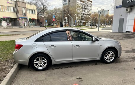 Chevrolet Cruze II, 2009 год, 1 000 050 рублей, 10 фотография