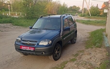Chevrolet Niva I рестайлинг, 2016 год, 700 000 рублей, 2 фотография