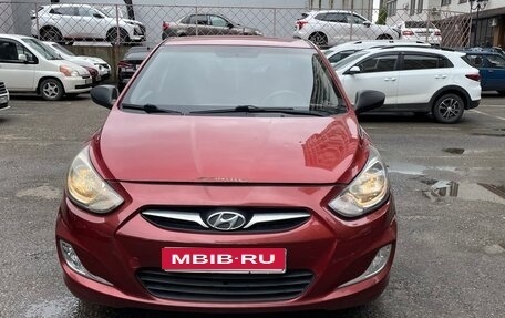 Hyundai Solaris II рестайлинг, 2012 год, 770 000 рублей, 8 фотография