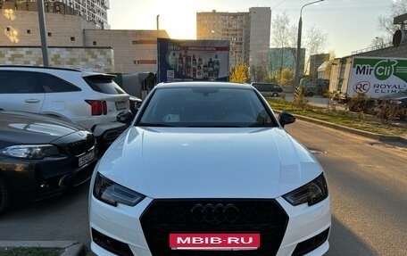Audi A4, 2018 год, 2 500 000 рублей, 2 фотография