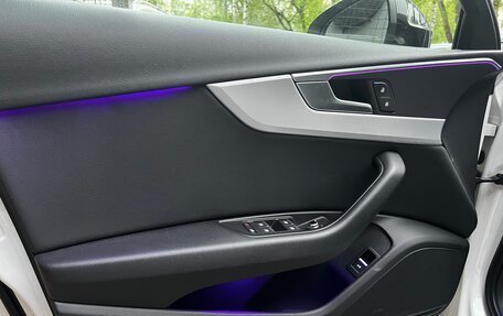 Audi A4, 2018 год, 2 500 000 рублей, 11 фотография