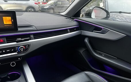 Audi A4, 2018 год, 2 500 000 рублей, 16 фотография