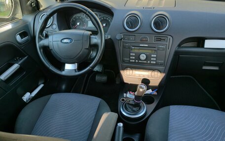 Ford Fusion I, 2006 год, 380 000 рублей, 26 фотография