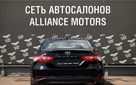 Toyota Camry, 2021 год, 2 065 000 рублей, 6 фотография