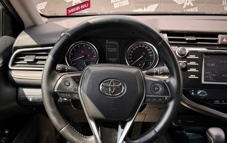 Toyota Camry, 2021 год, 2 065 000 рублей, 16 фотография