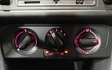Volkswagen Polo VI (EU Market), 2014 год, 890 000 рублей, 17 фотография