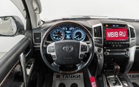 Toyota Land Cruiser 200, 2012 год, 3 900 000 рублей, 9 фотография