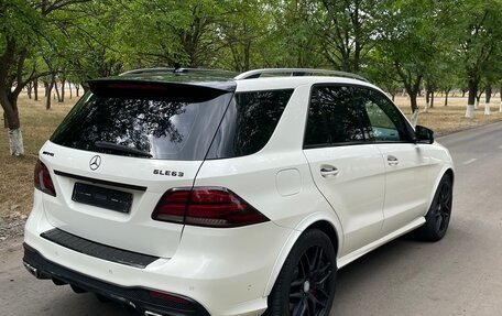 Mercedes-Benz M-Класс, 2012 год, 2 650 000 рублей, 2 фотография