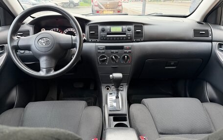 Toyota Corolla, 2005 год, 575 000 рублей, 10 фотография