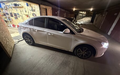 Chevrolet Cruze II, 2011 год, 550 000 рублей, 6 фотография