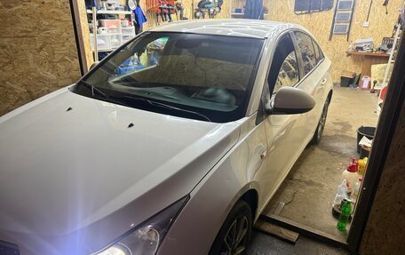 Chevrolet Cruze II, 2011 год, 550 000 рублей, 3 фотография