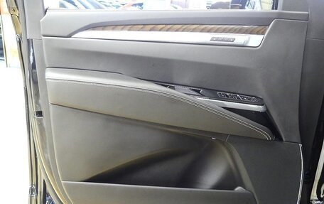 Cadillac Escalade V, 2025 год, 18 100 000 рублей, 12 фотография