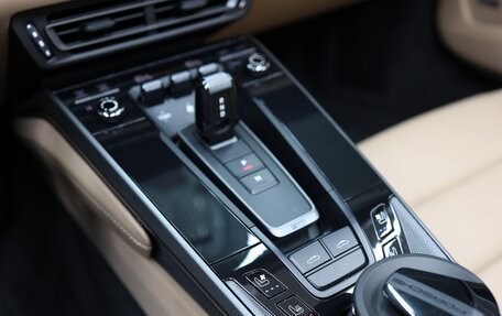 Porsche 911, 2022 год, 15 190 000 рублей, 11 фотография