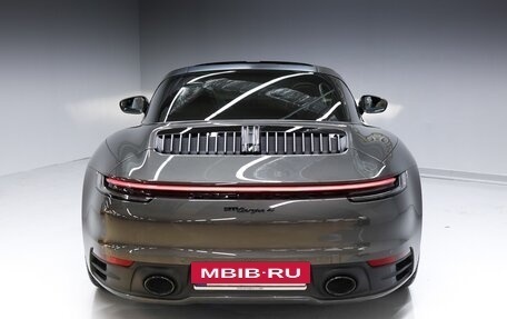 Porsche 911, 2022 год, 15 190 000 рублей, 10 фотография