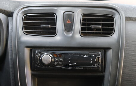 Renault Logan II, 2016 год, 479 000 рублей, 12 фотография