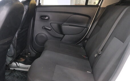 Renault Logan II, 2016 год, 479 000 рублей, 17 фотография