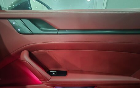 Porsche 911, 2023 год, 17 800 000 рублей, 16 фотография