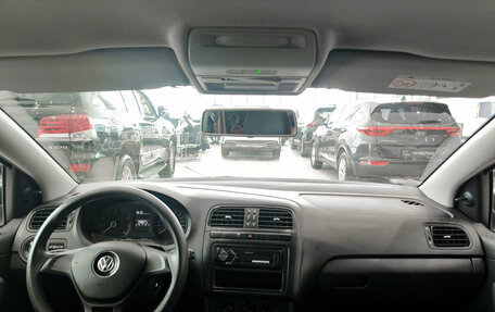 Volkswagen Polo VI (EU Market), 2017 год, 799 000 рублей, 14 фотография