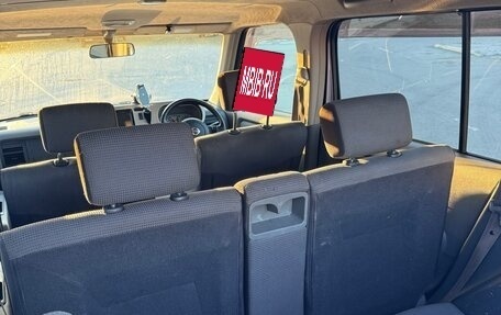 Nissan Cube II, 2003 год, 400 000 рублей, 10 фотография