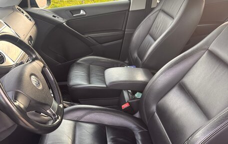 Volkswagen Tiguan I, 2010 год, 1 270 000 рублей, 19 фотография