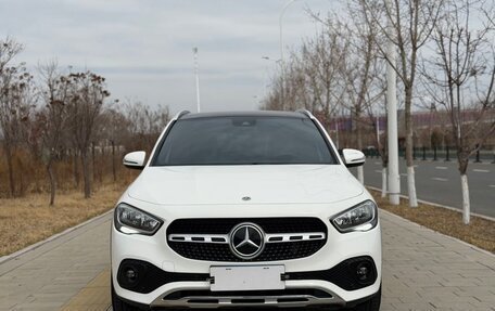Mercedes-Benz GLA, 2022 год, 2 750 000 рублей, 2 фотография