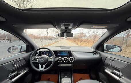 Mercedes-Benz GLA, 2022 год, 2 750 000 рублей, 11 фотография