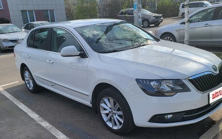 Skoda Superb III рестайлинг, 2013 год, 1 300 000 рублей, 2 фотография