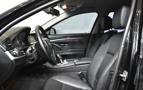 BMW 5 серия, 2012 год, 1 790 000 рублей, 17 фотография