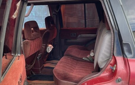 Nissan Terrano II рестайлинг, 1993 год, 280 000 рублей, 4 фотография
