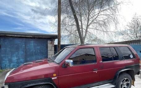 Nissan Terrano II рестайлинг, 1993 год, 280 000 рублей, 8 фотография
