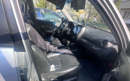 Toyota RAV4, 2005 год, 580 000 рублей, 3 фотография